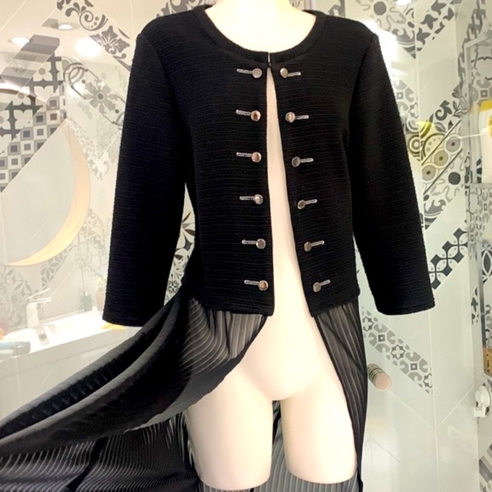 Like NEW 🌸Gorgeous Black Long JR Cover Up - Picture 5 of 17